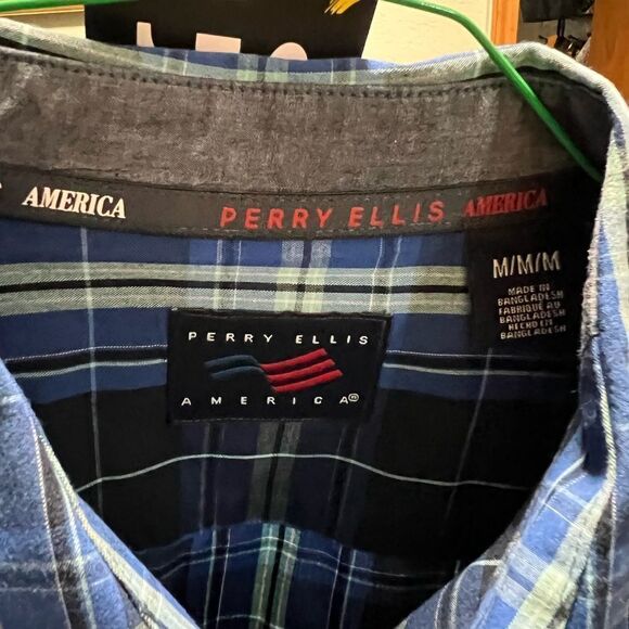 NWOT Perry Ellis America Blue Plaid Men's Shirt Med. # 251 - Picture 2 of 5